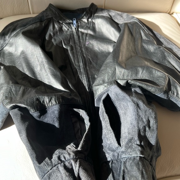 Vintage Leather and Suede Jacket - Picture 4 of 11